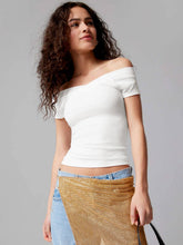 Solid-Color V-Neck Knitted Form-Fitting T-Shirt