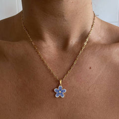 MULTI LAYERED OIL DRIPPING FLOWER PENDANT NECKLACE_CWMM3825