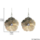 NATURAL BLACK SHELL TEMPERAMENT PETAL EARRINGS_CWMM4359
