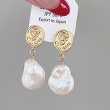 FRESHWATER PEARL GEOMETRIC ROSE EARRINGS_CWAJE2034