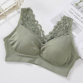 Women Plus-Size Lace Bra With Beautiful Back_Cwmu0050