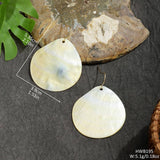 NATURAL YELLOW SHELL TEARDROP SHAPED EARRINGS_CWMM4261