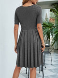 Solid Color V-Neck Short-Sleeved Pleated Dress
