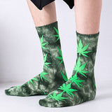 Tie-Dyed Maple Leaf Pattern Socks_Cwms0253