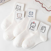 FRESH COLLEGE STYLE BEAR WHITE MID TUBE SOCKS_CWMS1405