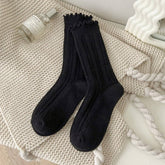 Warm Solid Color Ruffled Cute Mid-Calf Socks_Cwms1070