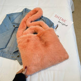 Winter Large Capacity Crossbody Shoulder Plush Bag_Cwab3959