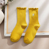 FLOWER EMBROIDERY CREW RUFFLE SOCKS WOMEN_CWMS0293