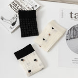 HOLLOW JACQUARD MIDDLE CALF SOCKS_CWMS0650