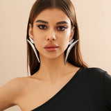 SIMPLE DESIGN POINTED EARRINGS_CWAJE1150