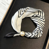 Ivory Pearl Magnetic Skinny Neck Scarf_Cwasc03933