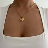 Valentines Day Heart Necklace With Zirconia_Cwmm5695