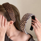 Leopard Padded Headband High Top Style_Cwaha07832