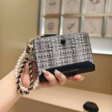 Textured Bow Pendant Bifold Wallet_Cwab06237
