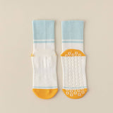 SPORTS NON SLIP COLOR MATCHING YOGA MID TUBE SOCKS_CWMS1359