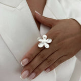 MINIMALIST ELASTIC ADJUSTMENT FLOWER ALLOY RING_CWMM3228