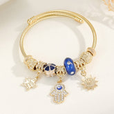 STAINLESS STEEL HEART HAND CHARM BRACELET_CWMM8624