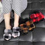 HOME TWO COLOR PLAID PLUSH SLIPPERS_CWSHS0365