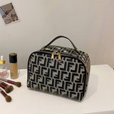 NEW LETTER PU LEATHER LARGE CAPACITY COSMETIC BAG_CWAB4384
