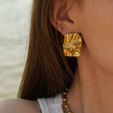 IRREGULAR HIGH GRADE SQUARE PLEATED EARRINGS_CWAJE5045