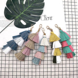 MIXED COLOR TASSEL PENDANT KEYCHAIN_CWMM1565