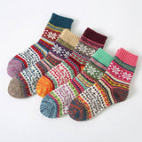 Women Vertical Striped Socks Pairs Per Pack_Cwms0696