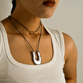 IRREGULAR HORSESHOE PENDANT LEATHER NECKLACE_CWMM8863