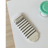 Women Hemmed Striped Straight Socks_Cwms0290