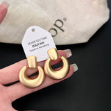 GORGEOUS GOLD ROUND EARRINGS STUDS_CWAJE1339