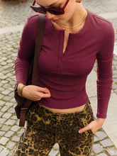 Versatile, Form-Fitting, Round-Neck T-Shirt