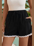 CONTRAST COLOR LACE CASUAL ELASTIC SHORTS_CWBSP0268