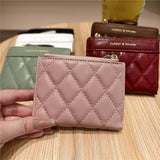 Minimalist Quilted Bifold Wallet With Card Slots_Cwab06231