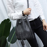 Cwab4539_Drawstring Handmade Tassel Bucket Shoulder Bag
