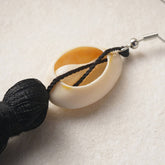 FASHIONABLE SHELL TASSEL DROP EARRINGS_CWAJE1566