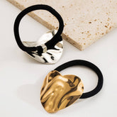 MINIMALIST METAL HAIR TIE WITH HEART CIRCLE_CWAHA6244