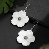 SIMPLE MOTHER OF PEARL FRESHWATER PETAL EARRINGS_CWMM4276