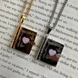 OPEN AND CLOSE BOOK LETTER NECKLACE_CWAJE1602