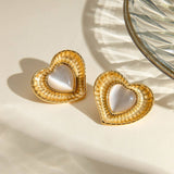SIMPLE HEART RADIAL WHITE CATS EYE EARRINGS_CWAJE1802
