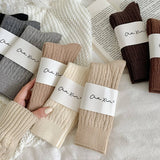 AUTUMN AND WINTER CABLE KNIT SOCKS_CWMS1067