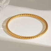 CLASSIC 18K GOLD HAMMER TEXTURE CUFF BRACELET_CWAJE4708