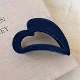 Velvet Heart Clawclip Women Chicbun Hairaccessory_Cwaha07796