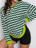 Wavy Color-Blocked Long-Sleeved Sweatshirt