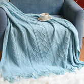 KNITTED WARM BLANKET WITH TASSELS_CWMM0199