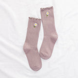 RUFFLE HEM CHRYSANTHEMUM EMBROIDERED SOCKS_CWMS0984
