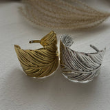 BOHEMIAN ENGRAVED METAL OPEN BRACELET_CWMM3078