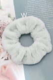 FLUFFY PLEATED SCRUNCHIE HAIR TIE_CWAHA0188
