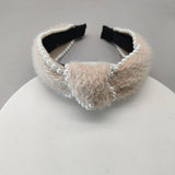 SIMPLE WOOLEN PEARL HEADBAND_CWAHA2600