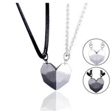 FASHIONABLE SPLICING MAGNETIC HEART NECKLACE_CWAJE2438
