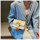 STYLISH EMBOSSED METAL CHAIN SHOULDER BAG_CWAB1577