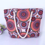 GEOMETRIC HOOP PRINT SHOULDER BAG_CUAB0235